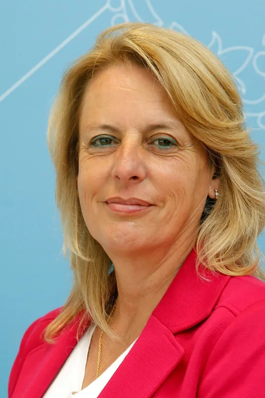 María Jesús Susinos Tarrero