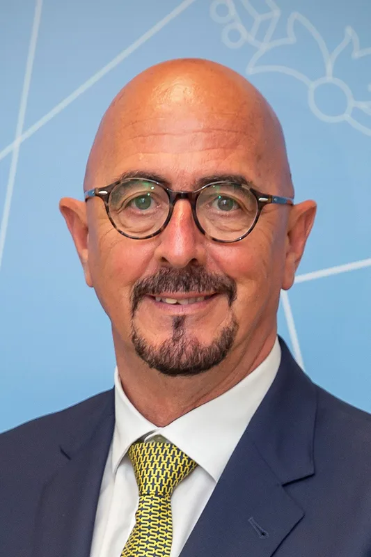 César Pascual Fernández