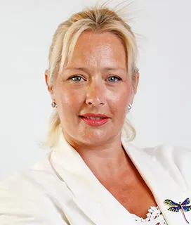 María del Carmen Martínez Clemor